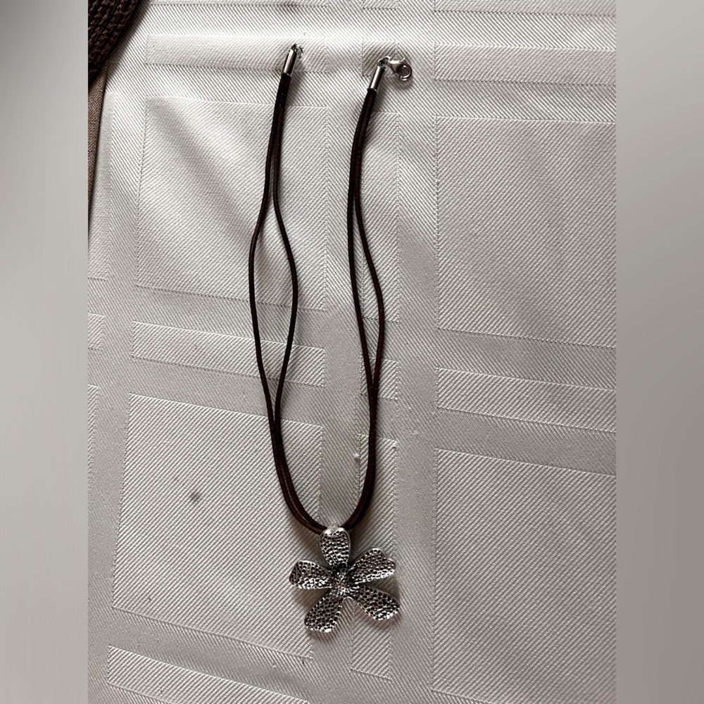 Silpada Flower Necklace